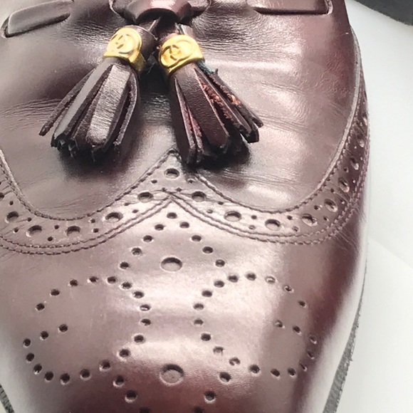 Gucci Vintage Wing-Tip Loafers
